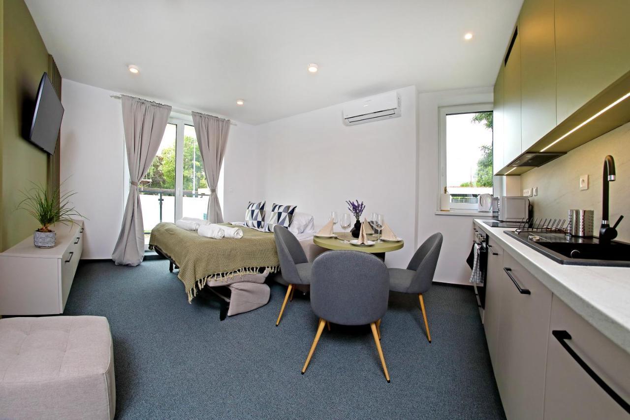 Home Apartments Liptov Liptovský Mikuláš Eksteriør bilde