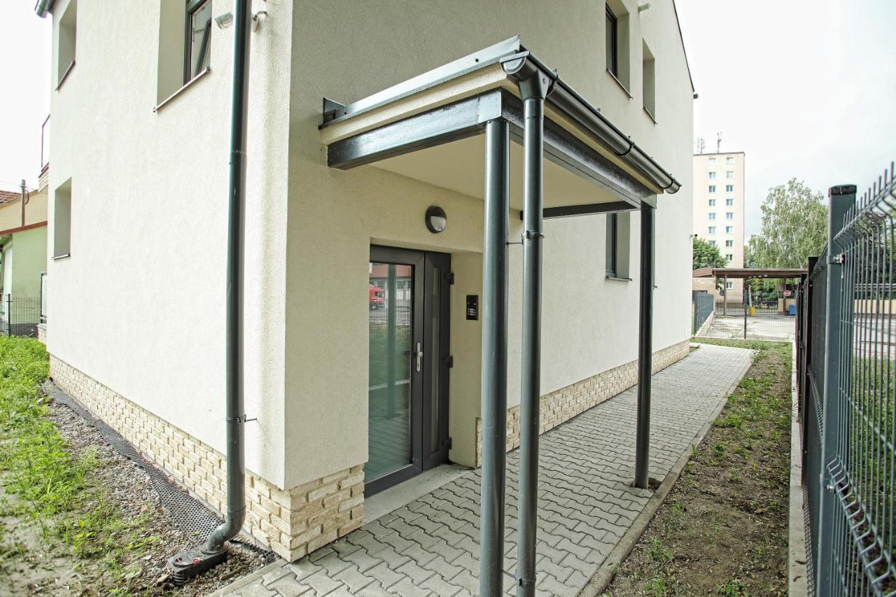 Home Apartments Liptov Liptovský Mikuláš Eksteriør bilde